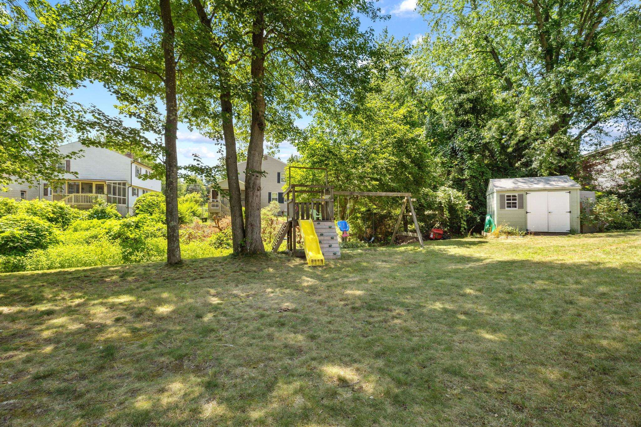 155 Hills Ferry Road Nashua, NH 03064 - Photo 19 of 37 Gallery Image 19