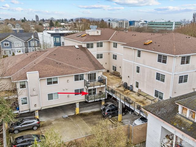 $350,000 | 107 20th Avenue, Unit 206, Seattle, WA 98122