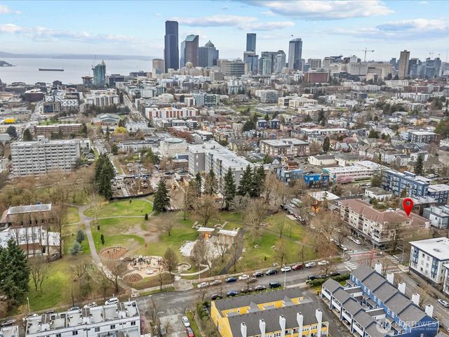 $350,000 | 107 20th Avenue, Unit 206, Seattle, WA 98122
