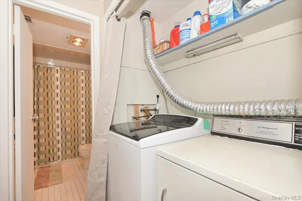 $339,999 | 271 Birchwood Road, Medford, NY 11763