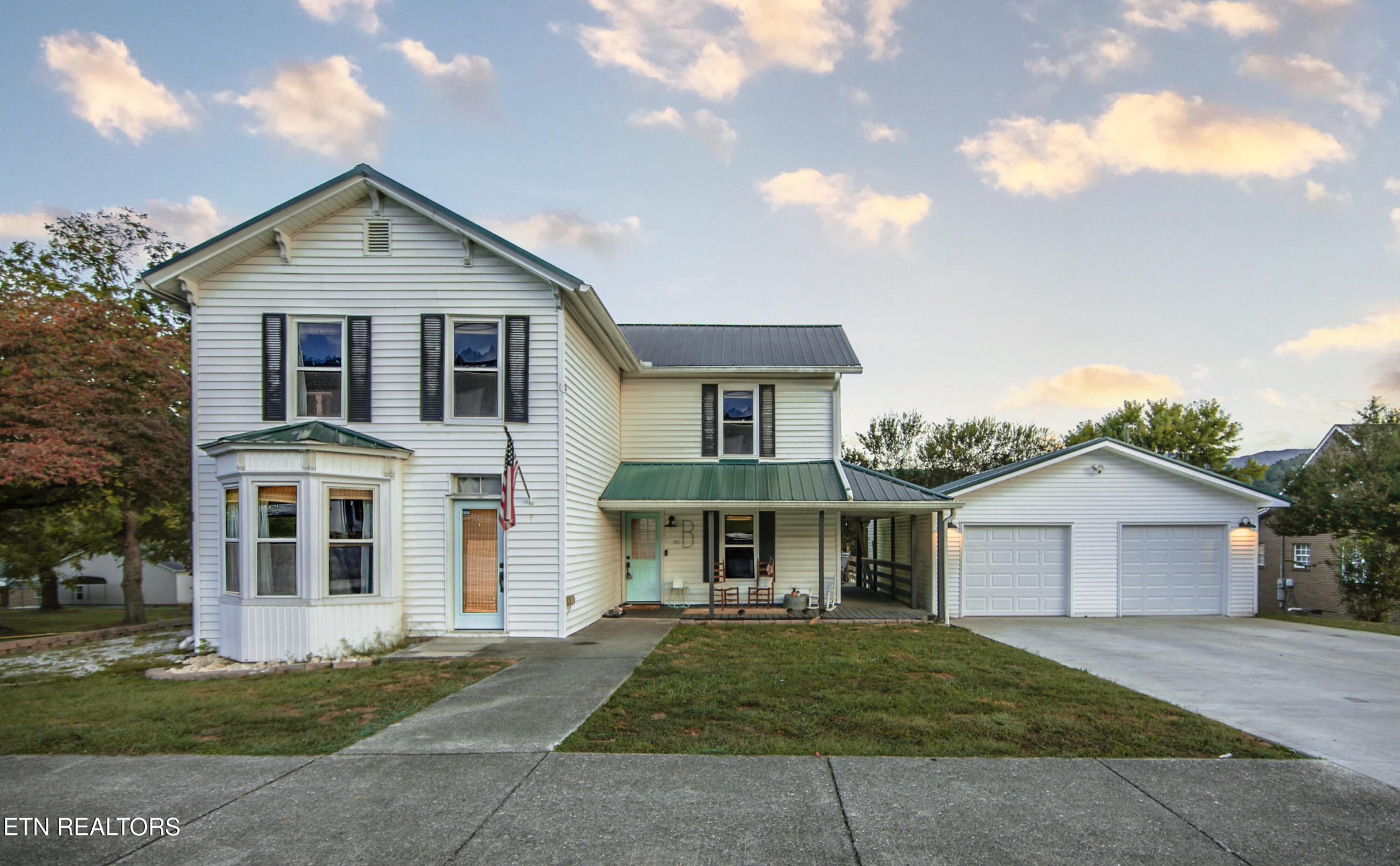 310 West Spring Street Oliver Springs, TN 37840 - Photo 1 of 31 Gallery Image 1
