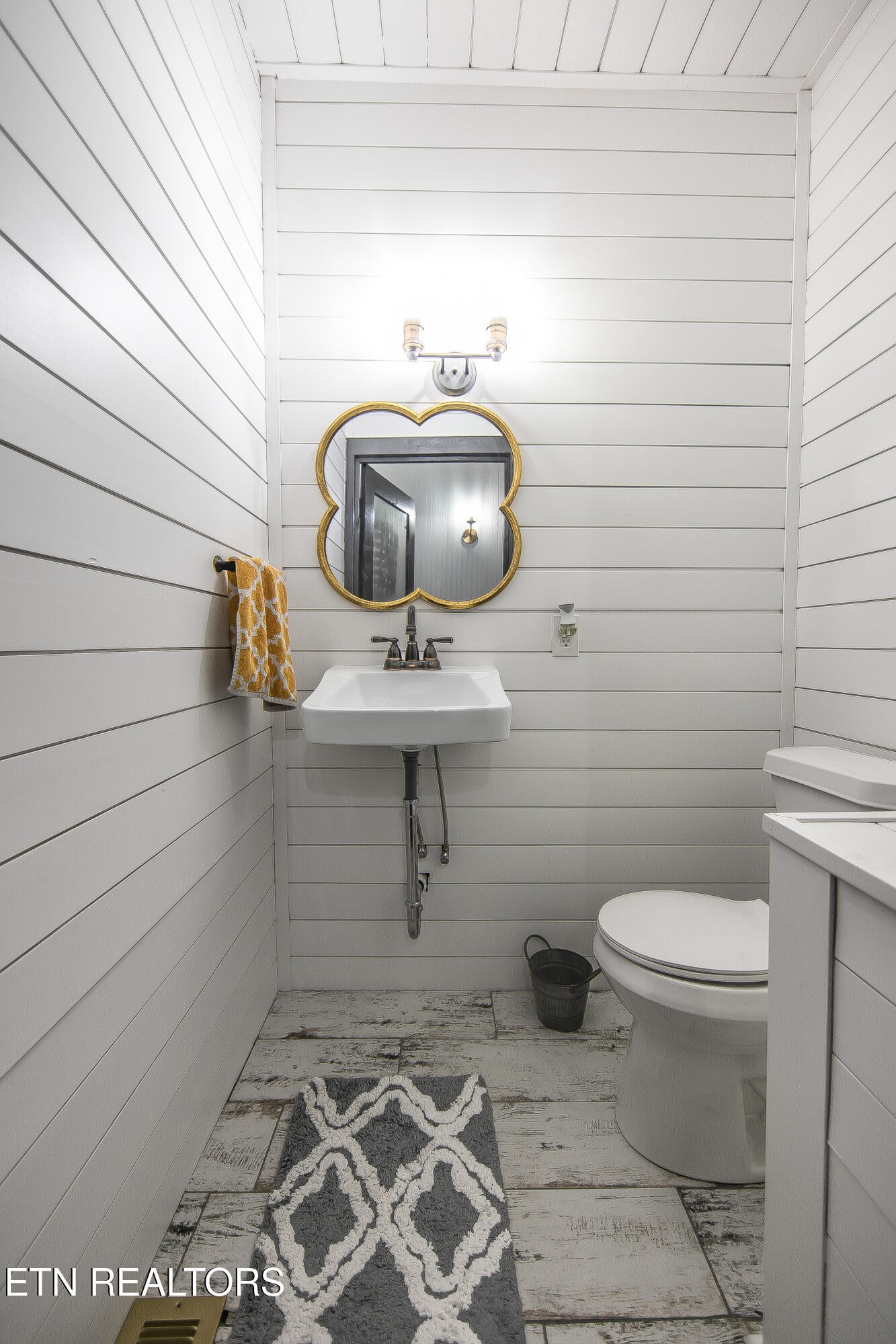310 West Spring Street Oliver Springs, TN 37840 - Photo 15 of 31 Gallery Image 15