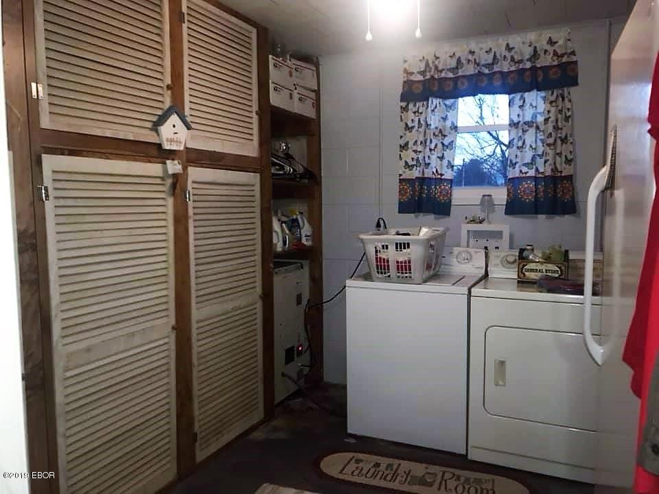 105 East Glendale Road Simpson, IL 62985 - Photo 32 of 39 Gallery Image 32