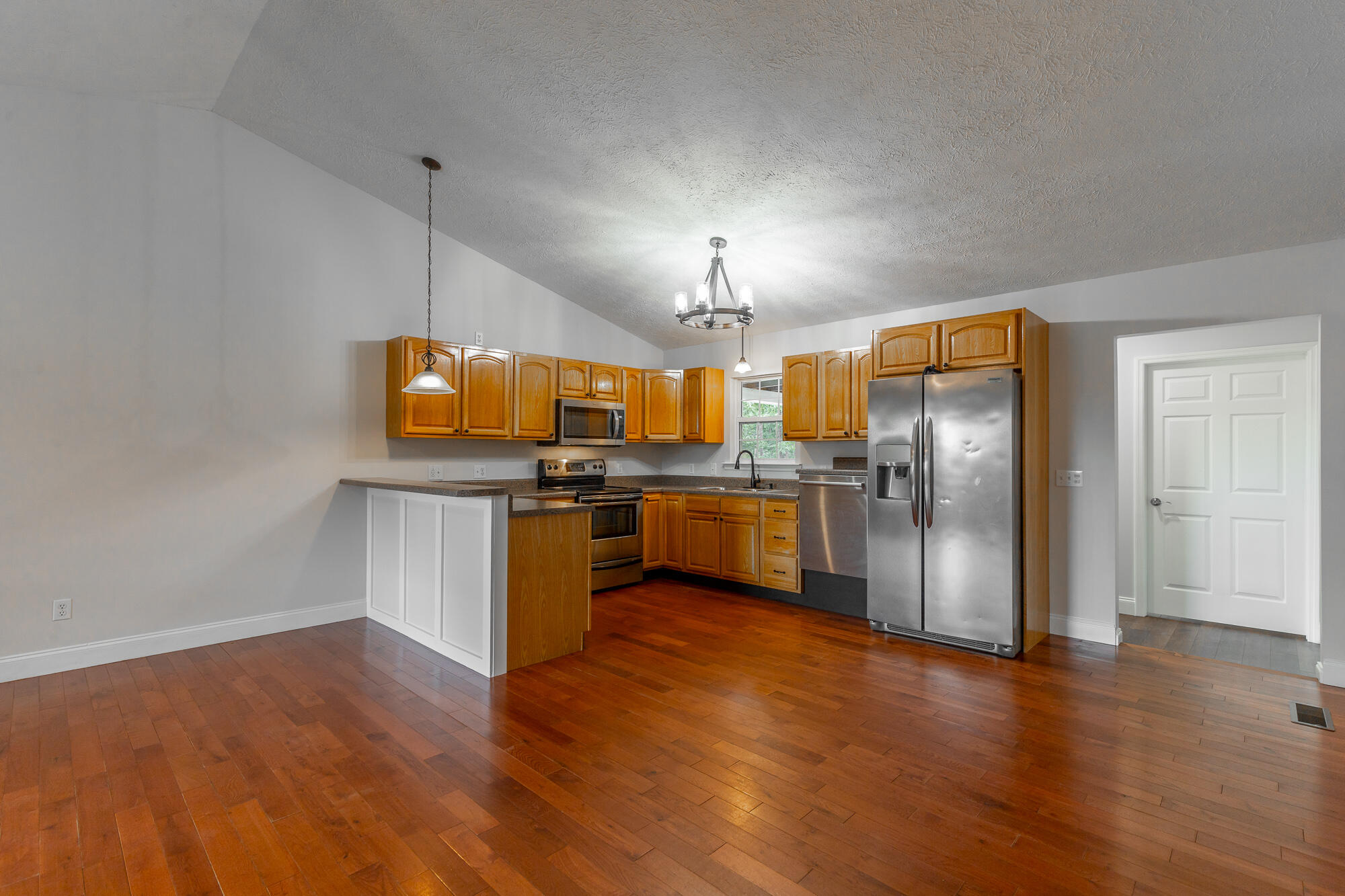 4910 Highway 95 Rock Spring, GA 30739 - Photo 7 of 40 4912 GA-95 HD-5
