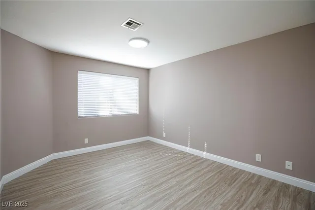$1,550 | 5058 South Rainbow Boulevard, Unit 102, Las Vegas, NV 89118