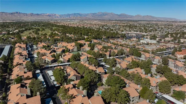 $1,550 | 5058 South Rainbow Boulevard, Unit 102, Las Vegas, NV 89118