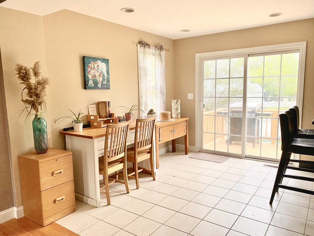 2 Forestview Drive Fairhaven, MA 02719 - Photo 18 of 42