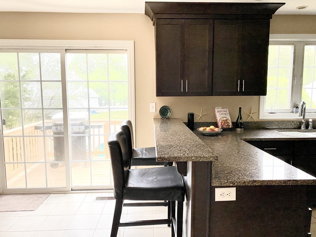 2 Forestview Drive Fairhaven, MA 02719 - Photo 19 of 42