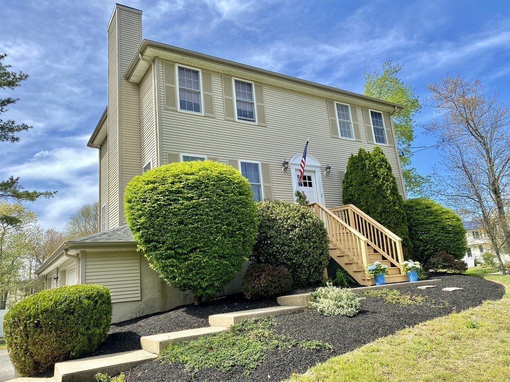 2 Forestview Drive Fairhaven, MA 02719 - Photo 7 of 42