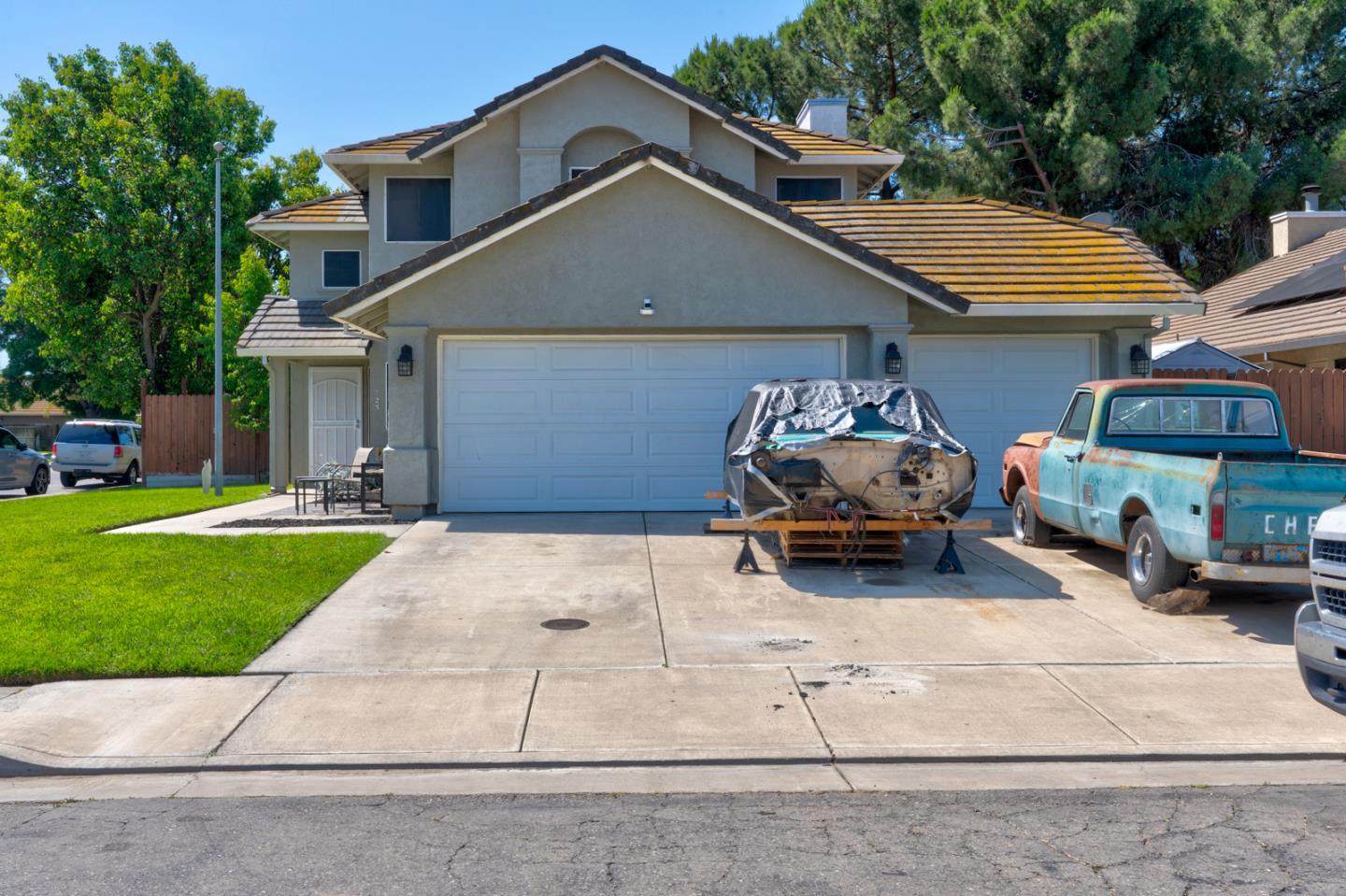 725 McKinley Street Los Banos, CA 93635 - Photo 5 of 47