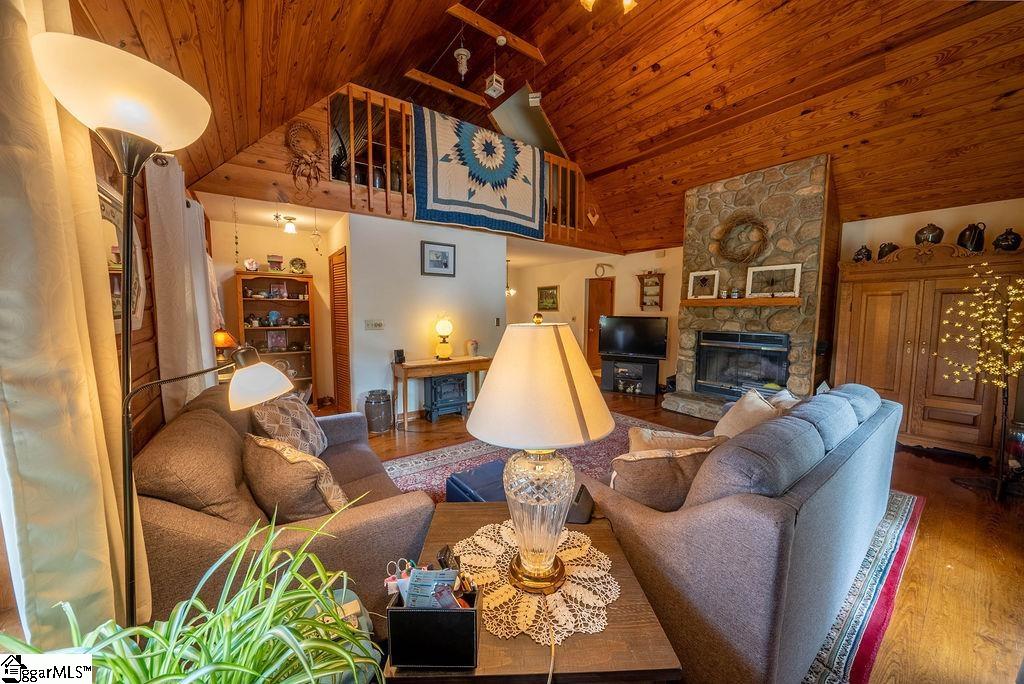 310 Walker Road Travelers Rest, SC 29690 - Photo 3 of 32 Gallery Image 3