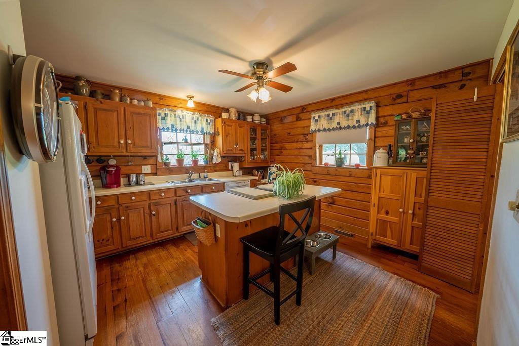 310 Walker Road Travelers Rest, SC 29690 - Photo 6 of 32 Gallery Image 6