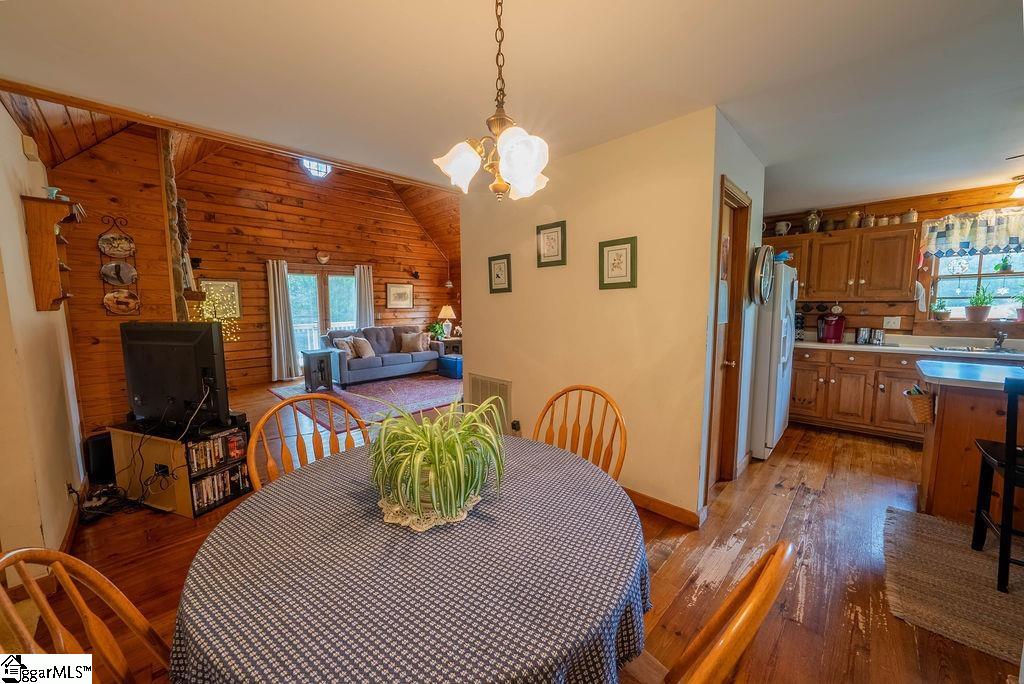 310 Walker Road Travelers Rest, SC 29690 - Photo 7 of 32 Gallery Image 7