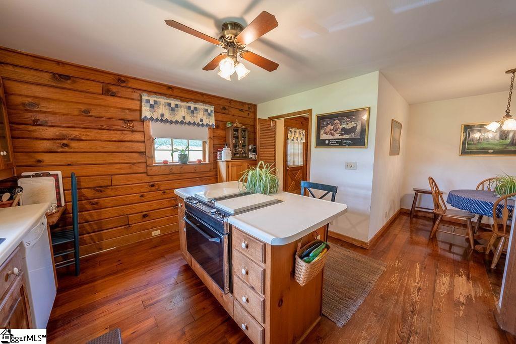 310 Walker Road Travelers Rest, SC 29690 - Photo 9 of 32 Gallery Image 9