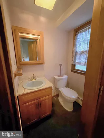 $399,900 | 307 Hastings Avenue, Wallingford, PA 19086
