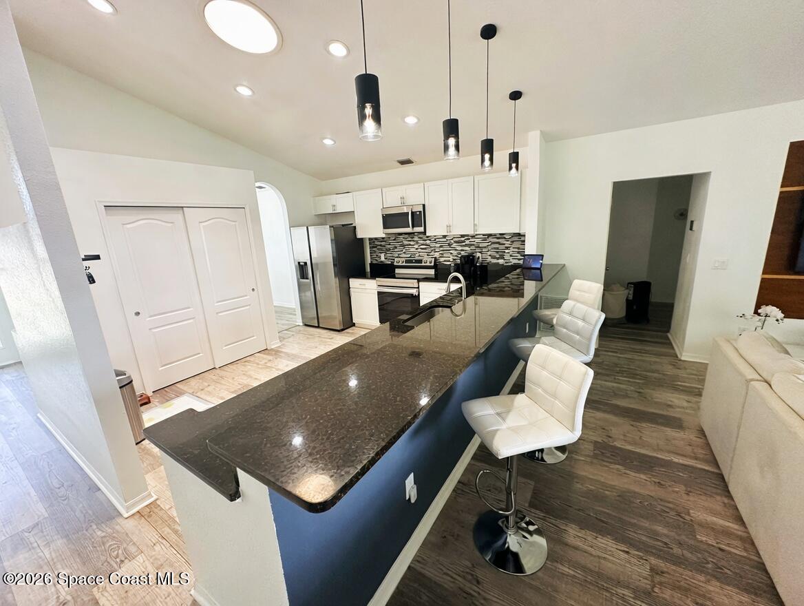 704 Carriage Hill Road Melbourne, FL 32940 - Photo 13 of 59 kitchen