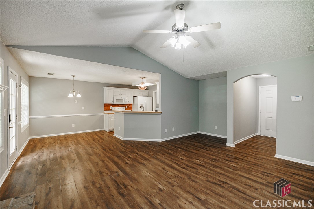 94 Pinewood Circle Colbert, GA 30628 - Photo 12 of 40