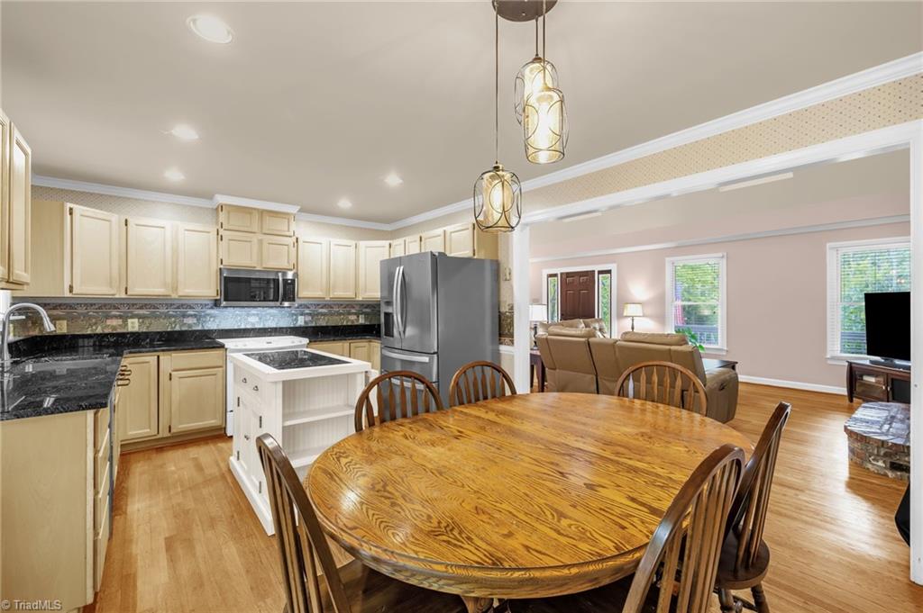 247 Quail Hollow Road Reidsville, NC 27320 - Photo 10 of 46