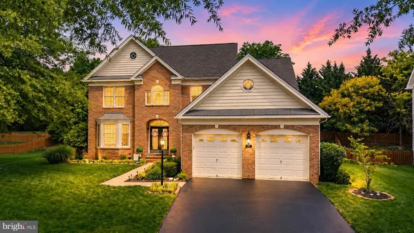 $964,900 | 5359 Yorktown Run Court, Haymarket, VA 20169