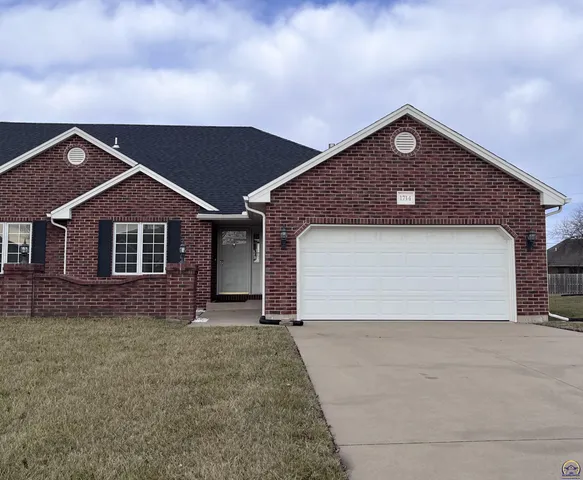 $239,900 | 1714 Southeast 44th Terrace, Topeka, KS 66609