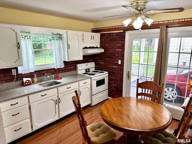 $112,000 | 13 Morningside Drive, Jacksonville, IL 62650