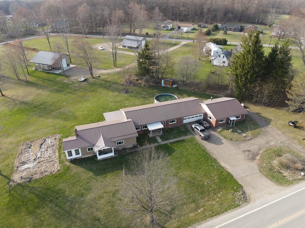 799 Mercer Road Franklin, PA 16323 - Photo 2 of 10 Gallery Image 2