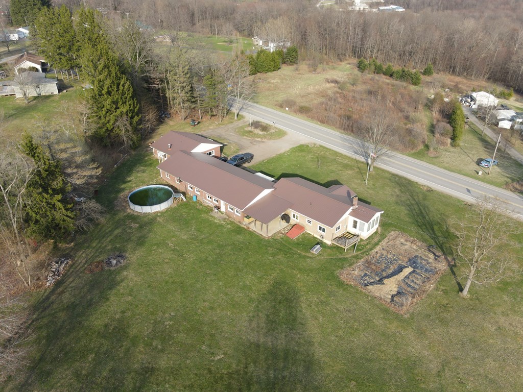 799 Mercer Road Franklin, PA 16323 - Photo 4 of 10 Gallery Image 4