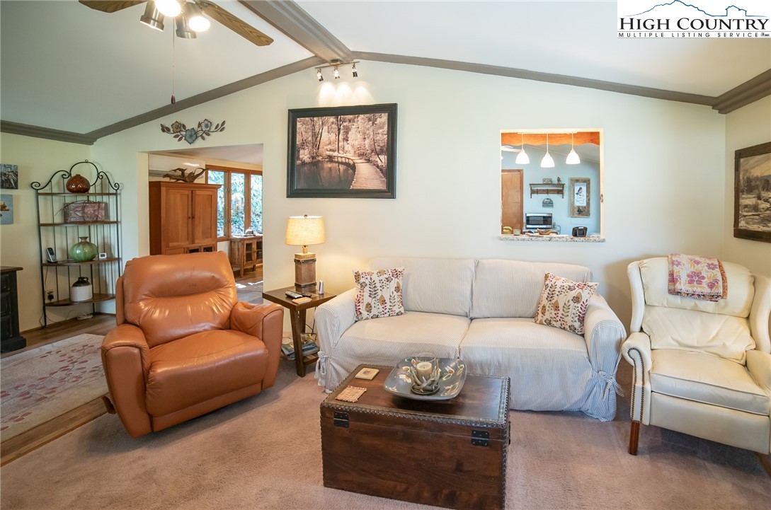 10 Locust Road Newland, NC 28657 - Photo 9 of 36 a living room with furniture