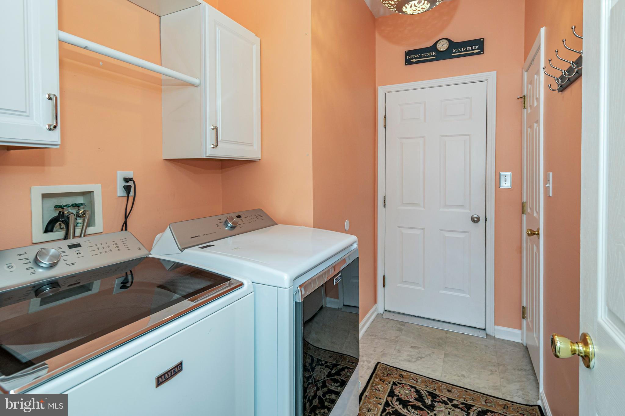 24 Foster Road Pennington, NJ 08534 - Photo 24 of 38 a utility room with sink dryer and washer