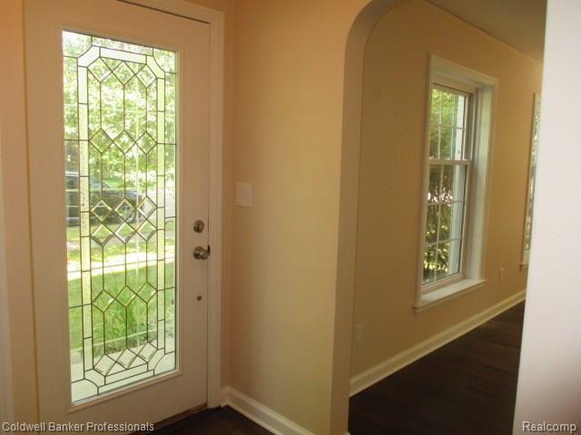 4051 Wakefield Road Berkley, MI 48072 - Photo 11 of 41