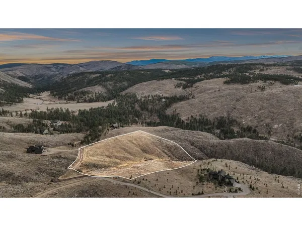 $325,000 | 275 Crocus Drive, Bellvue, CO 80512