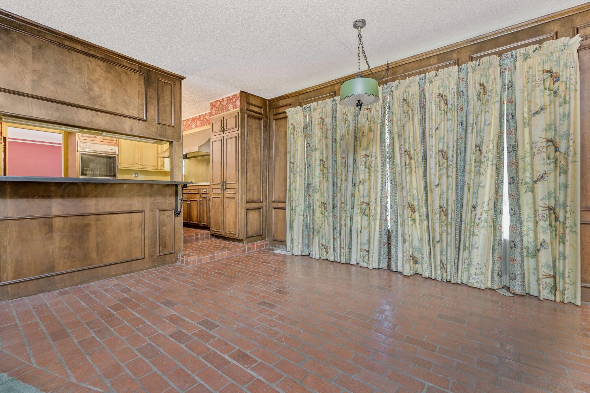 112 Western Street Claude, TX 79019 - Photo 23 of 41 a view of a kitchen with appliances