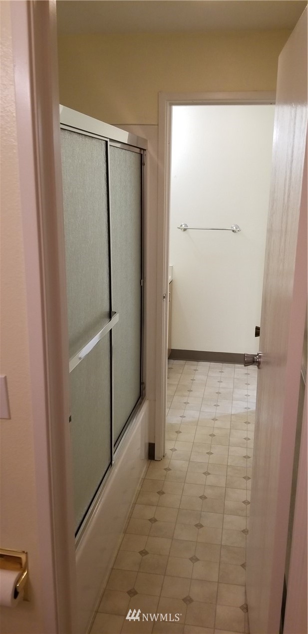 4601 Grandview Drive West, Unit R317 University Place, WA 98466 - Photo 9 of 14