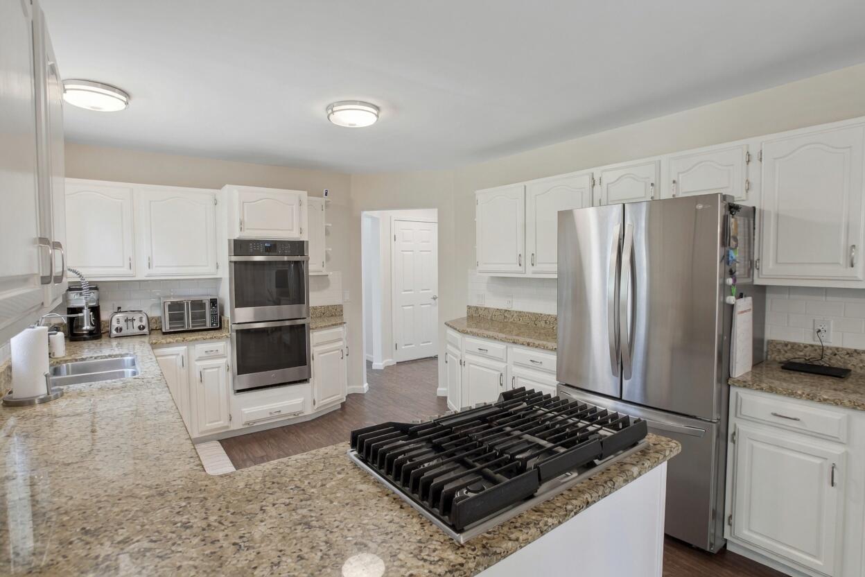 6985 Spring Crest Court Clarkston, MI 48346 - Photo 15 of 49 BiYHm