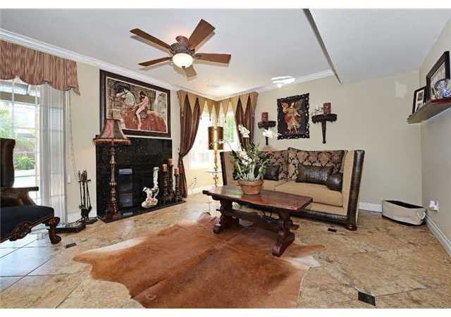 724 Cholla Road Chula Vista, CA 91910 - Photo 4 of 12 Gallery Image 4