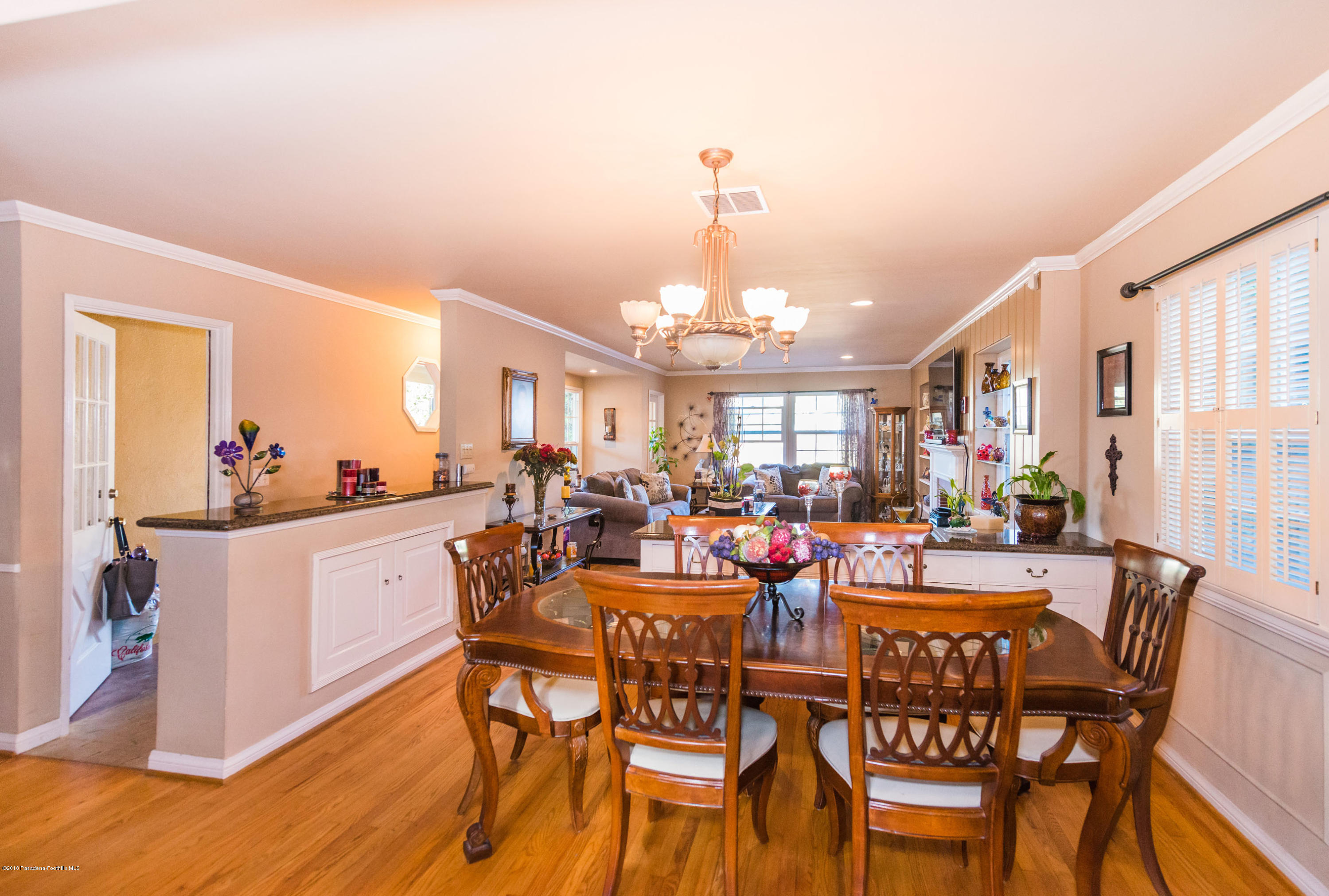 1272 Crescent Drive Glendale, CA 91205 - Photo 15 of 51 RSU_6430