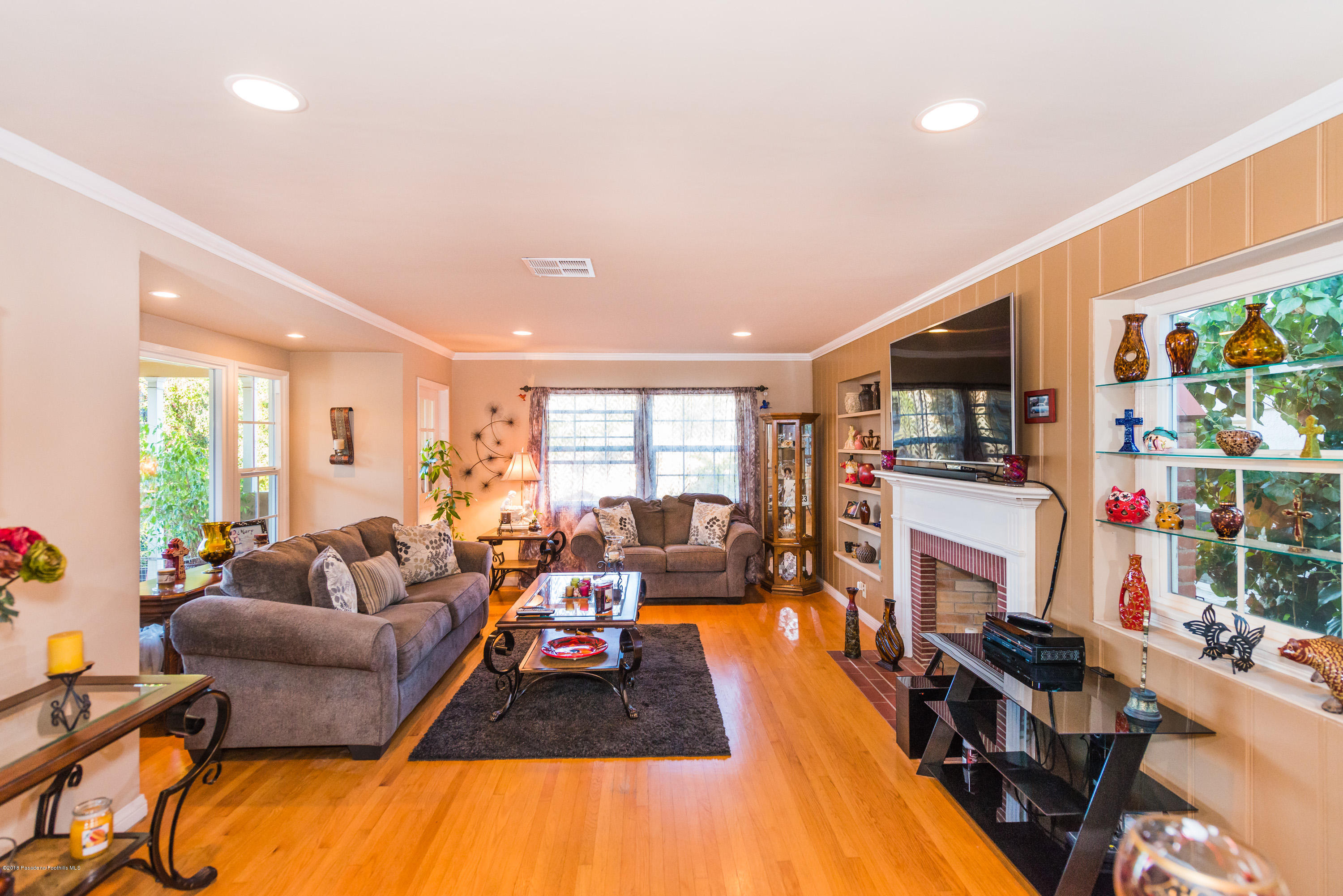 1272 Crescent Drive Glendale, CA 91205 - Photo 18 of 51 RSU_6447