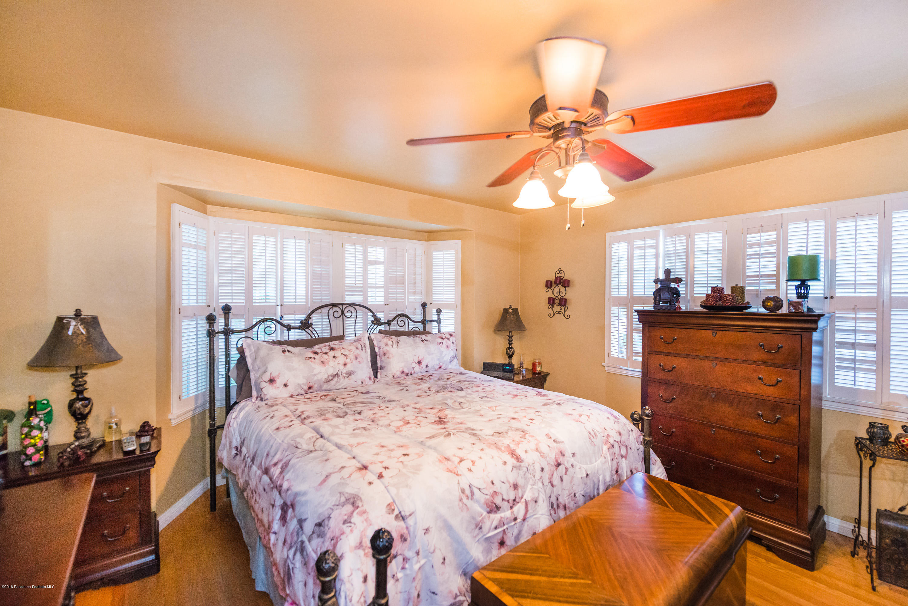 1272 Crescent Drive Glendale, CA 91205 - Photo 23 of 51 RSU_6464