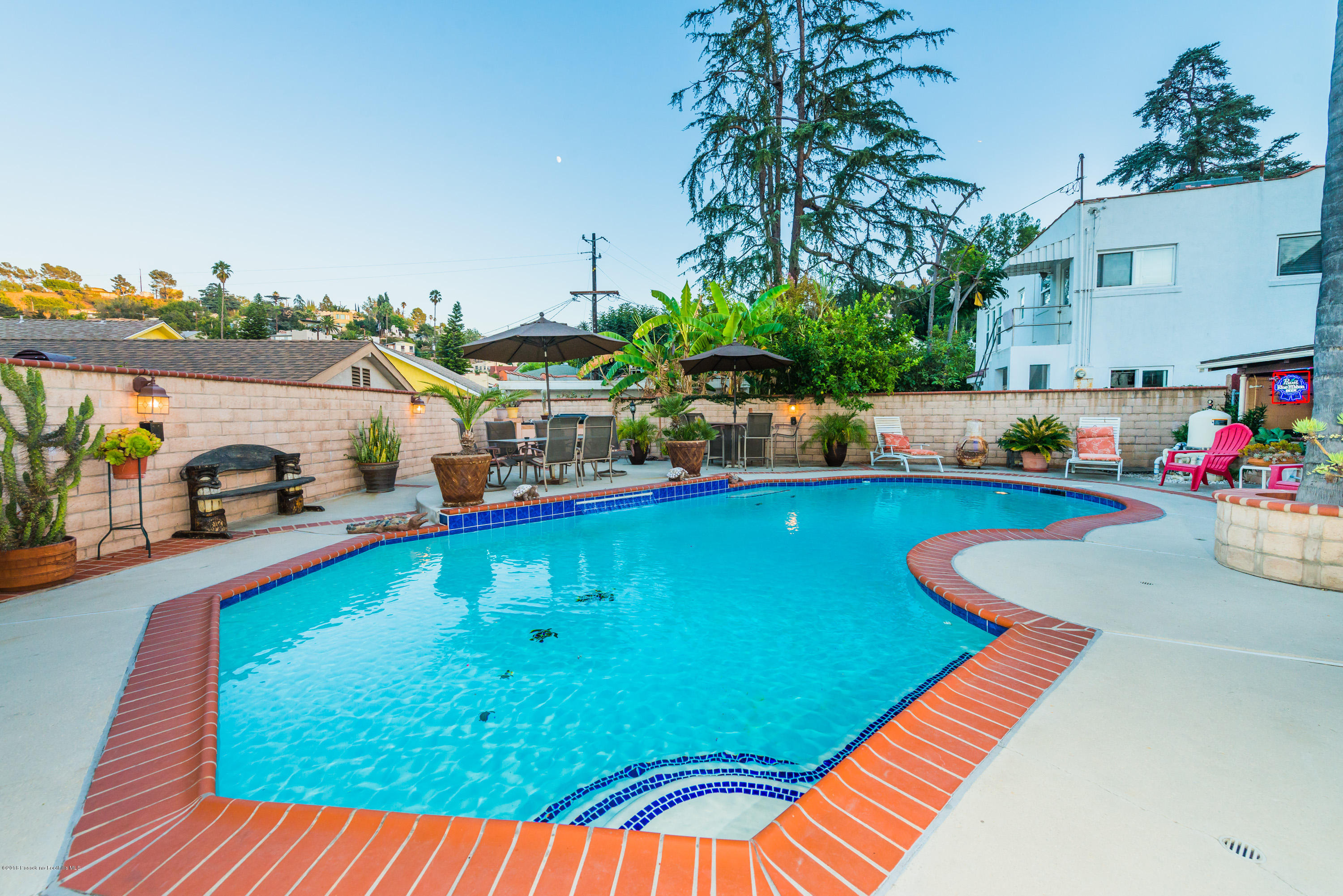 1272 Crescent Drive Glendale, CA 91205 - Photo 42 of 51 RSU_6509