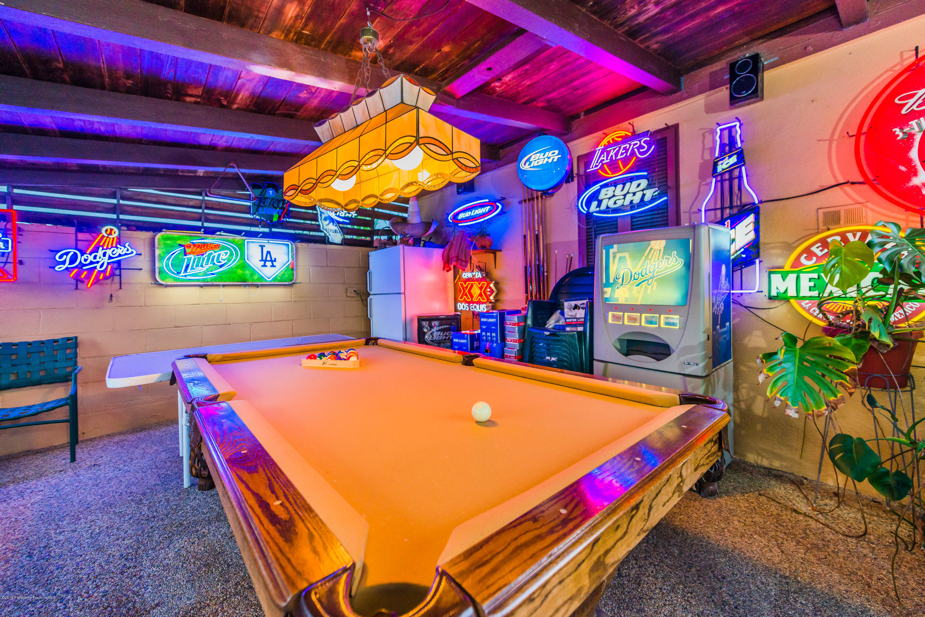 1272 Crescent Drive Glendale, CA 91205 - Photo 45 of 51 RSU_6533