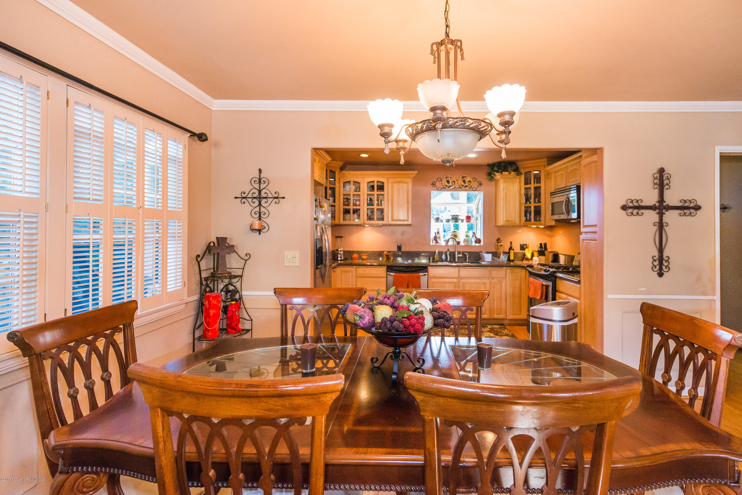 1272 Crescent Drive Glendale, CA 91205 - Photo 10 of 51 RSU_6422