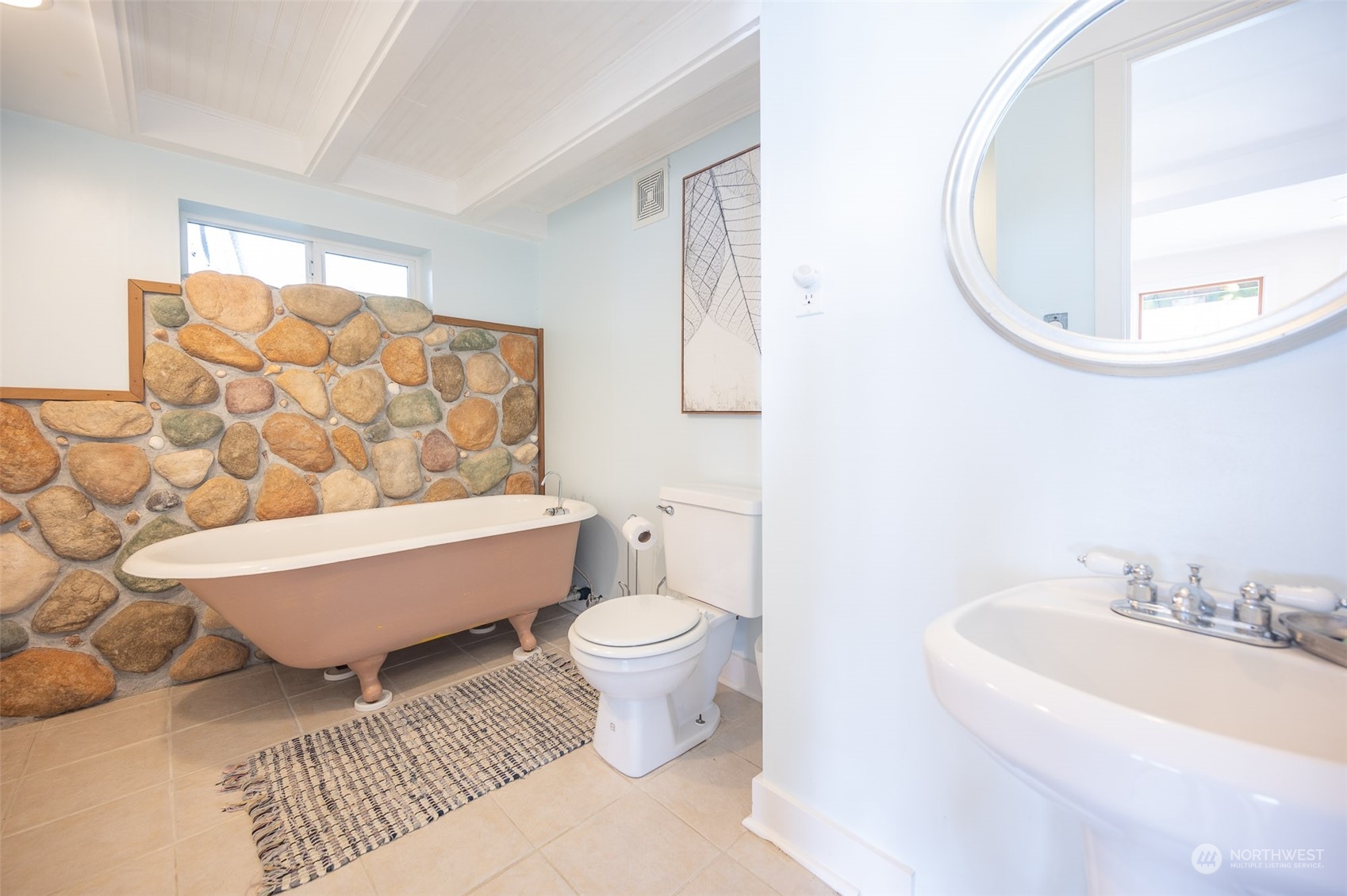 27708 Manzanita Beach Road Southwest Vashon, WA 98070 - Photo 26 of 39