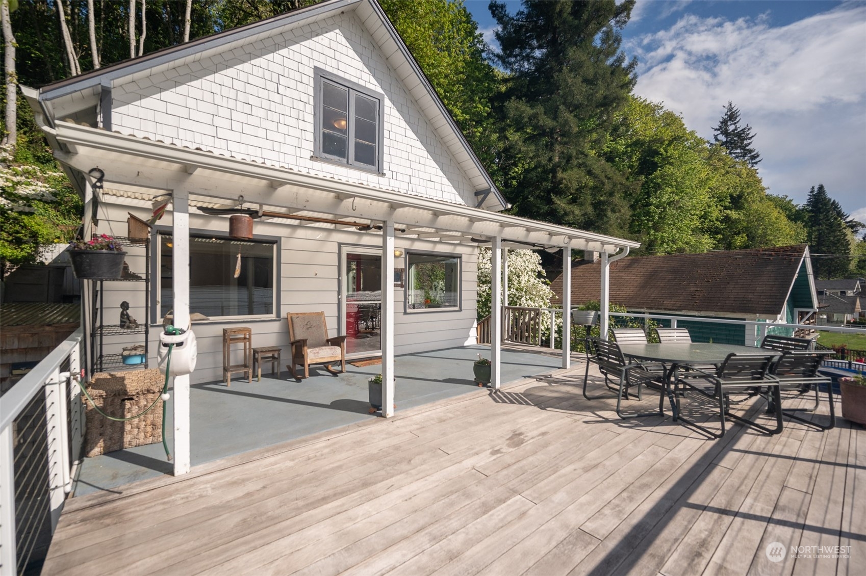27708 Manzanita Beach Road Southwest Vashon, WA 98070 - Photo 6 of 39