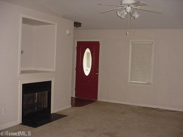 305 Fisher Road Madison, NC 27025 - Photo 5 of 13 Living Room.