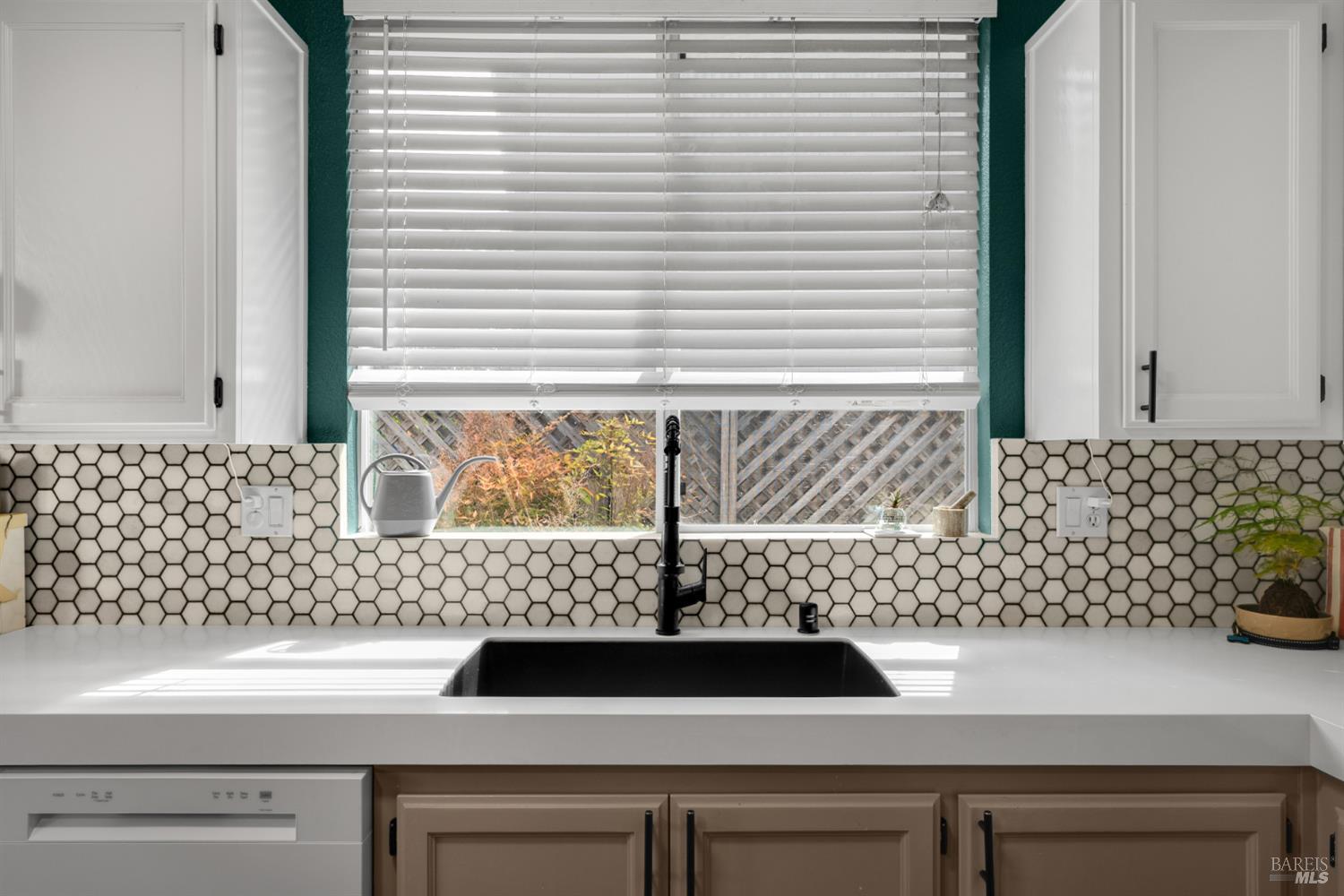 2452 Jadeite Way Santa Rosa, CA 95404 - Photo 12 of 40 Gallery Image 12