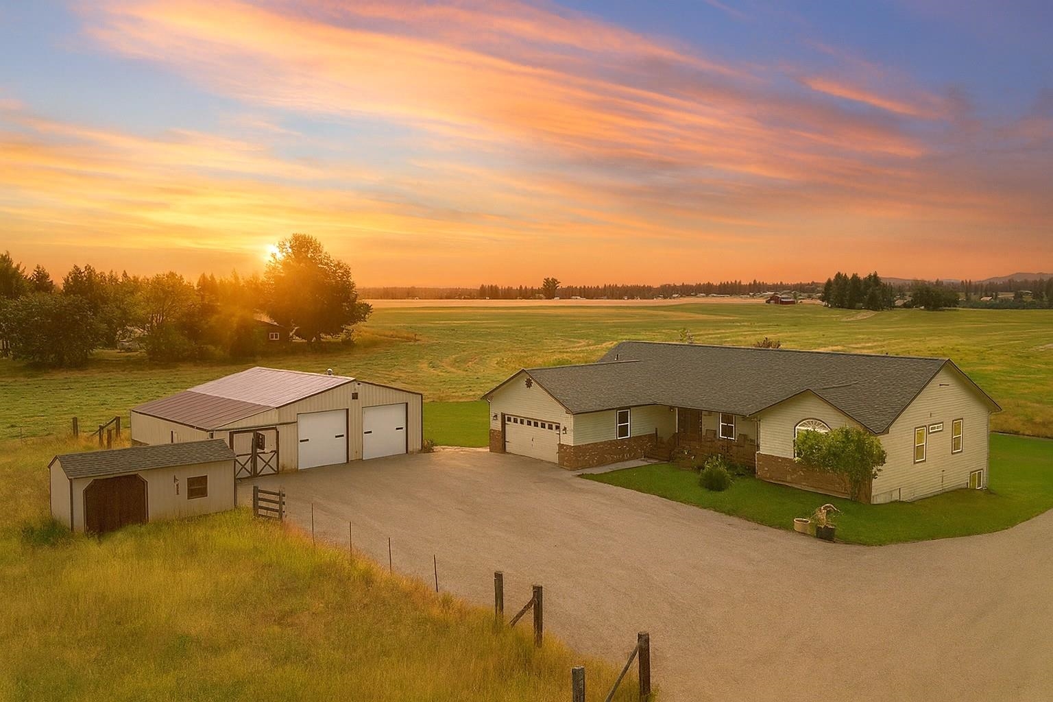 8715 West Antler Road Deer Park, WA 99006 - Photo 1 of 50