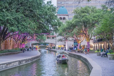 $750,000 | 2111 North Hill Drive, Irving, TX 75038