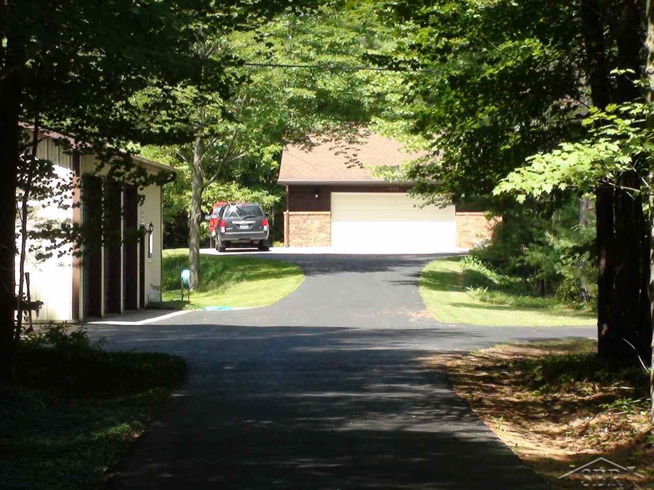 12750 Ithaca Road St. Charles, MI 48655 - Photo 3 of 44 50022930-2.JPG