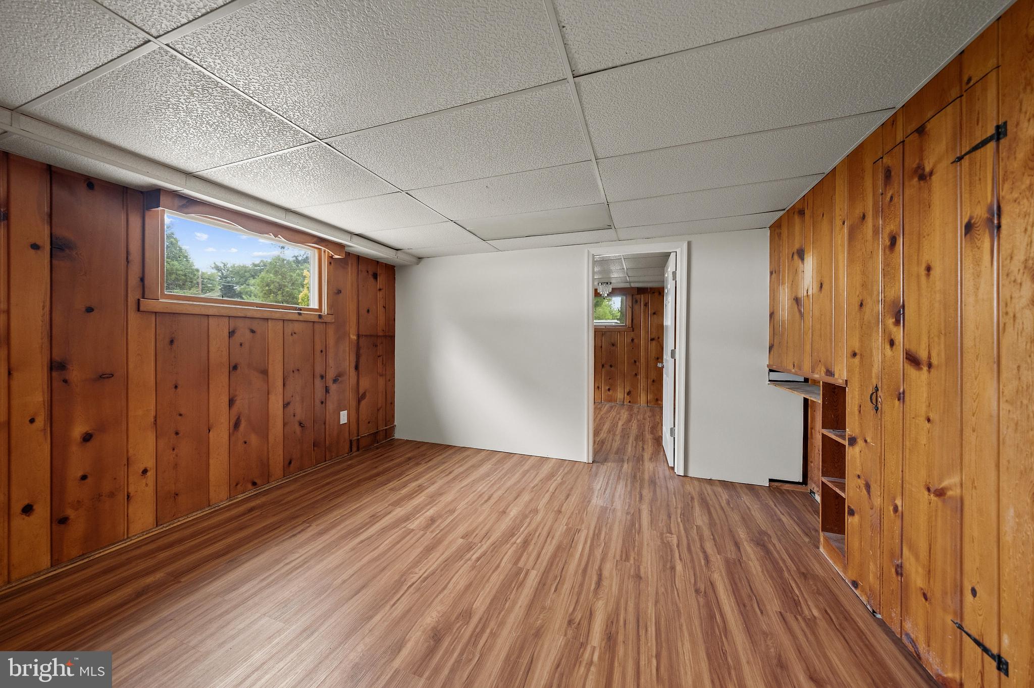 4501 Renn Street Rockville, MD 20853 - Photo 23 of 36