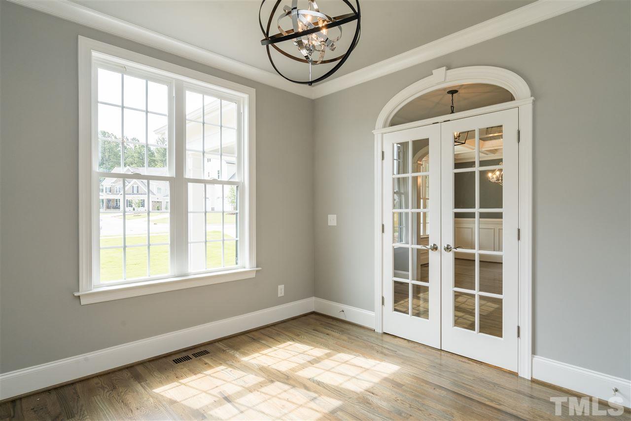 2814 Walden Road Apex, NC 27502 - Photo 4 of 25 Gallery Image 4